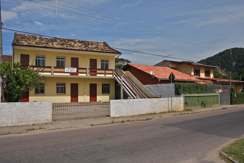 Бразилия, Аргентина, Парагвай, Уругвай в апреле.