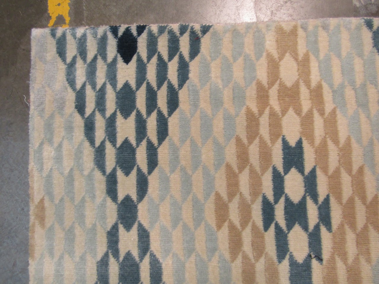 Diamond-Patterned Rug