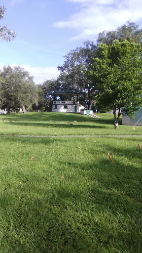 Park «Henry J. Klutho Park», reviews and photos, 204 W 3rd St, Jacksonville, FL 32206, USA