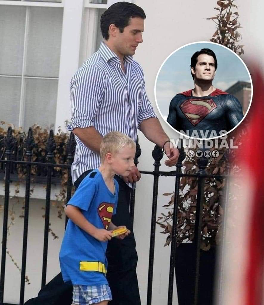 Mi tío es Superman", sus compañeros se burlaron y lleva a Henry Cavill al colegio para demostrarlo. 