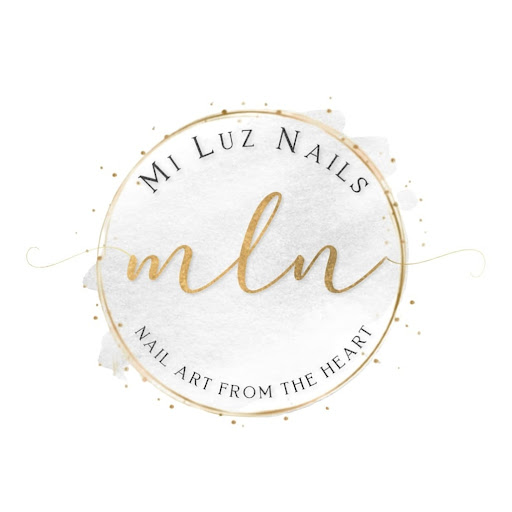 Mi Luz Nails logo