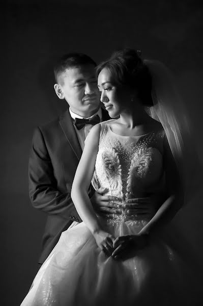 Jurufoto perkahwinan Ruslan Rakhmanov (russobish). Foto pada 17 Julai 2017