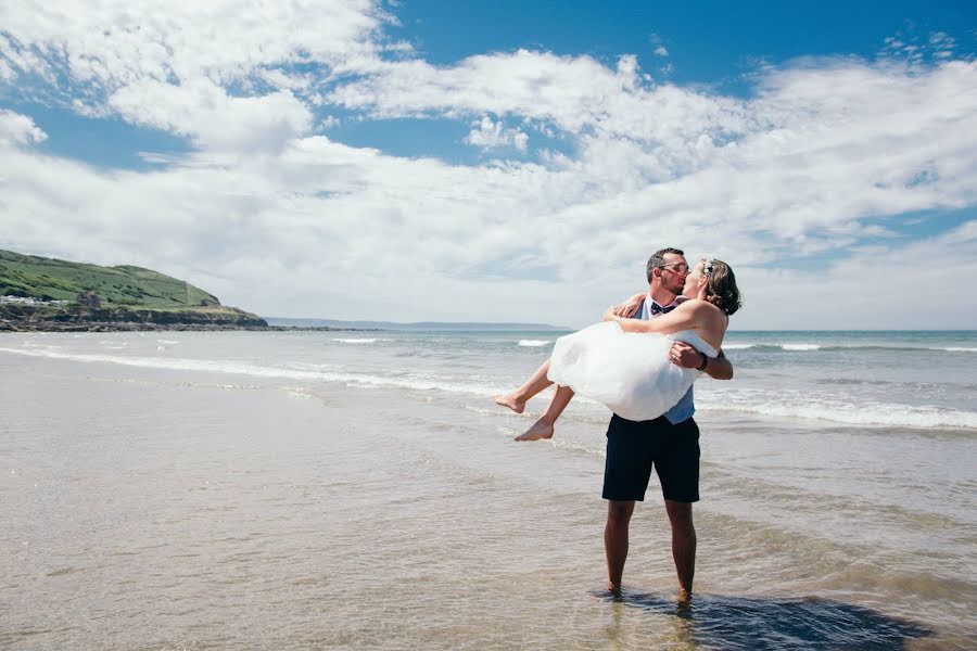 Fotografo di matrimoni Kate Dixon (katedixonphoto). Foto del 1 luglio 2019