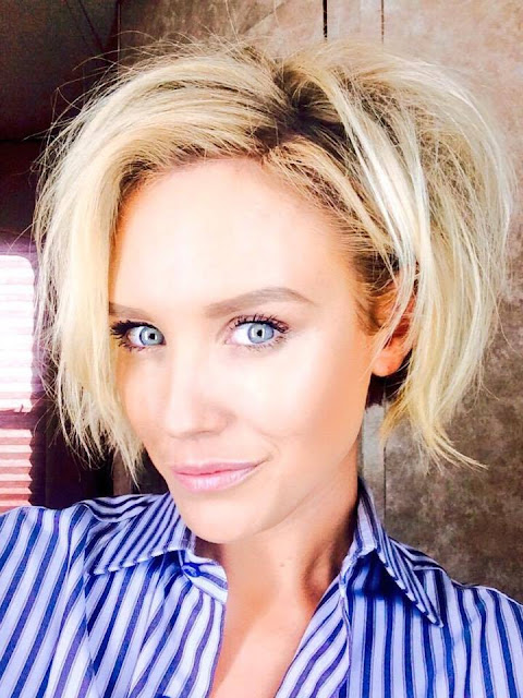 Nicky Whelan Dp Profile Pics