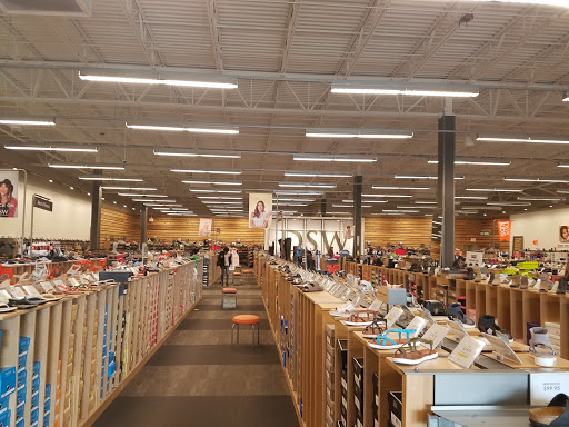 Shoe Store «DSW Designer Shoe Warehouse», reviews and photos, 2173 Zeier Rd, Madison, WI 53704, USA