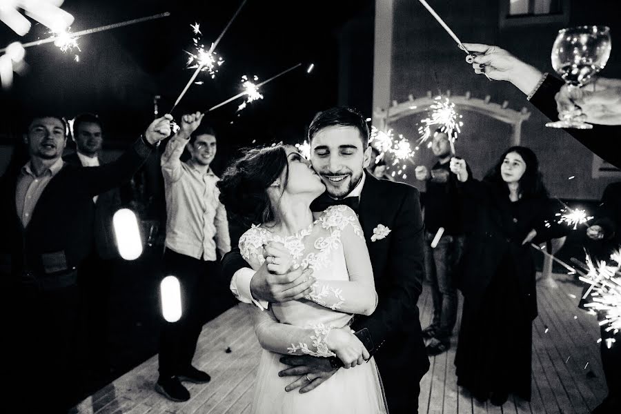 Fotógrafo de casamento Nursinya Dzhamoldinova (nusya). Foto de 30 de novembro 2017