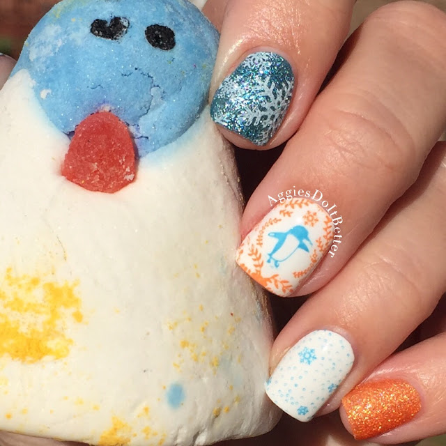 Aggies Do It Better: Lush The Christmas Penguin bubble bar