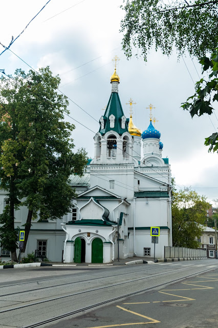 Храм иконы Божией Матери Знамение и святых Жен-Мироносиц