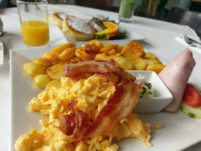 Photos of Einstein Caf&eacute;