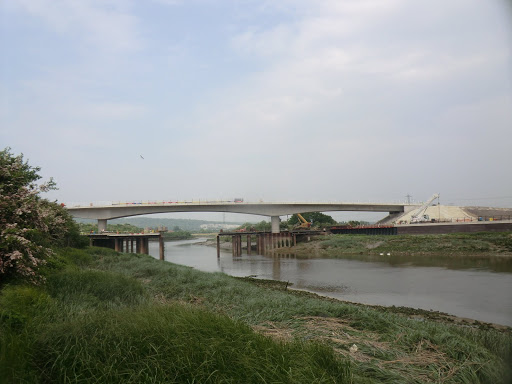 CIMG4438 New Medway Crossing at Holborough