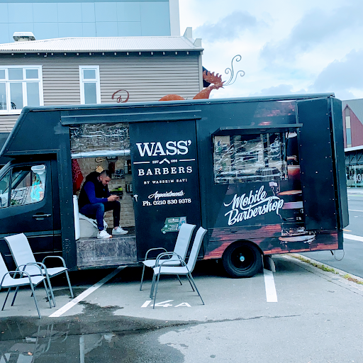 Wass' Barbers logo