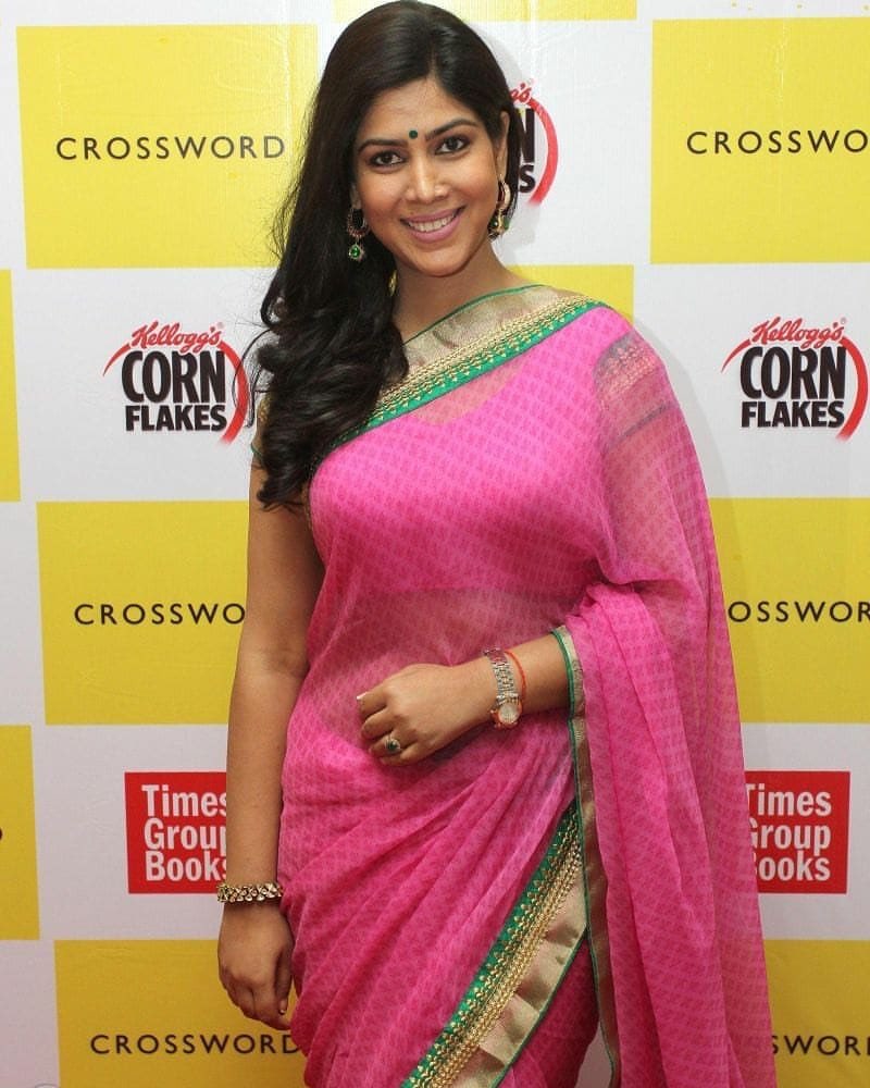 Sakshi Tanwar Latest Hot Saree Photos 