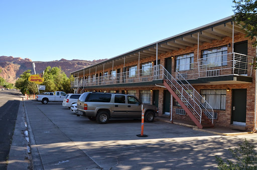 Apache motel moab