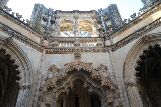 EL CORAZÓN DE PORTUGAL: MONASTERIOS, CASTILLOS Y ALDEAS - Blogs de Portugal - INTRODUCCIÓN. BATALHA Y CASTILLO DE PORTO DE MÓS (12)