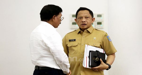 Jokowi Ancam Reshuffle, Tito Ngaku Hanya Bisa Pasrah 