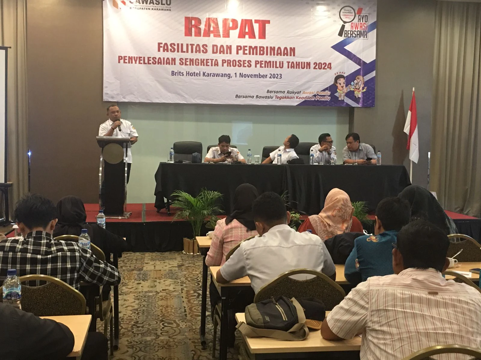 Foto : Ahmad Sapei Divisi Penindakan Bawaslu Karawang Saat Fapag Fasilitas Pembinaan Penyelesaian Proses Pemilu 2024