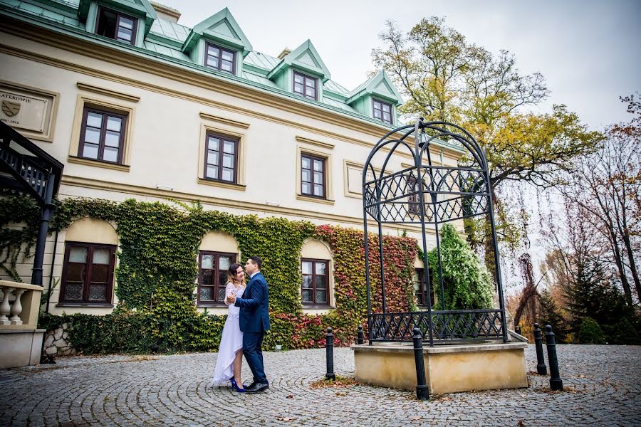 Fotógrafo de bodas Mariusz Strzabala (mariuszstrzabal). Foto del 25 de febrero 2020