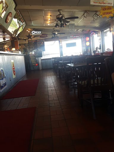 Barbecue Restaurant «Grand Prize Barbeque», reviews and photos, 3002 Pasadena Fwy, Pasadena, TX 77503, USA