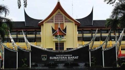 Foto: Rumah Bagonjong. Empat Senator Asal Sumbar Sarankan Pemprov Lakukan Lokal Lockdown.