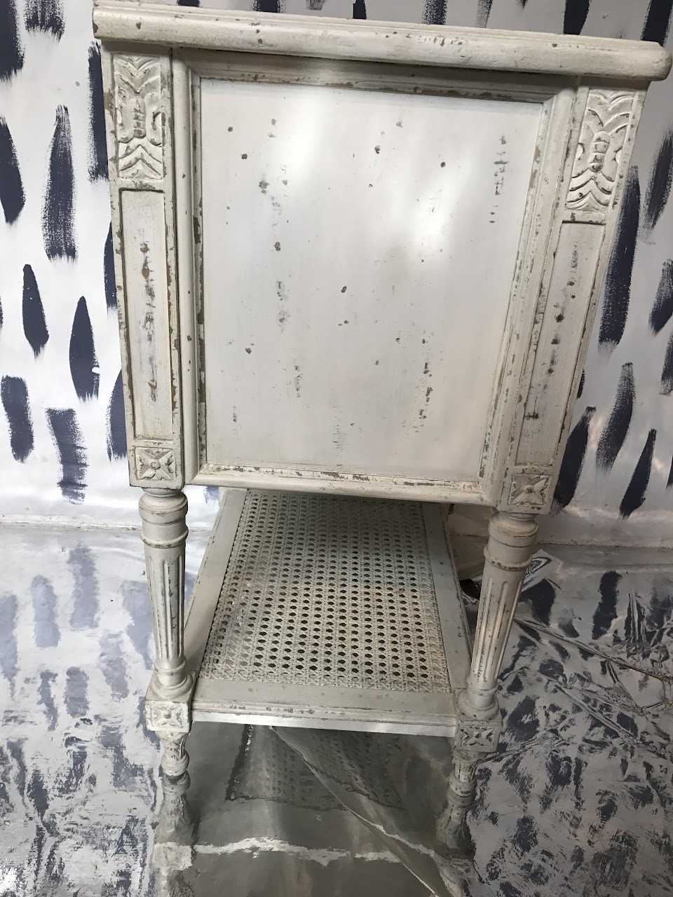 Rachel Ashwell Shabby Chic End Table