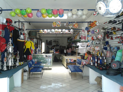 Norma González Gutiérrez DEPORTES GONZÁLEZ, Calle Juárez 326, Centro, 47980 Ocotlán, Jal., México, Tienda de deportes | JAL