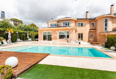 House with pool and terrace 1