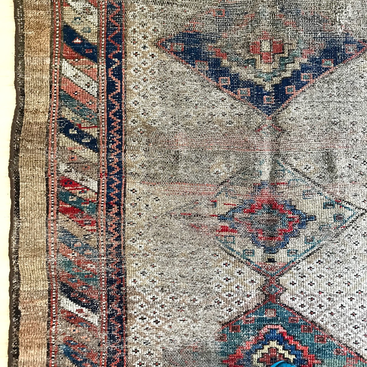 Wool Diamond Medallion Area Rug