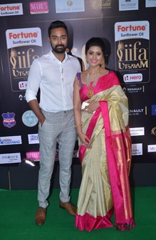 Sneha- At- IIFA-utsavam-awards-2017-Mystylespots