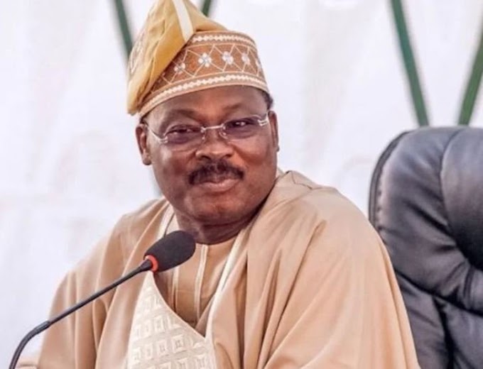 Senator Ajimobi Has A Message For LAUTECH Students Who Wants Him Dead 😭😭😭