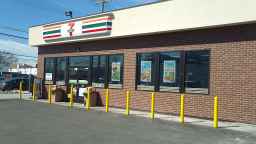 Convenience Store «7-Eleven», reviews and photos, 159-35 Cross Bay Blvd, Jamaica, NY 11414, USA