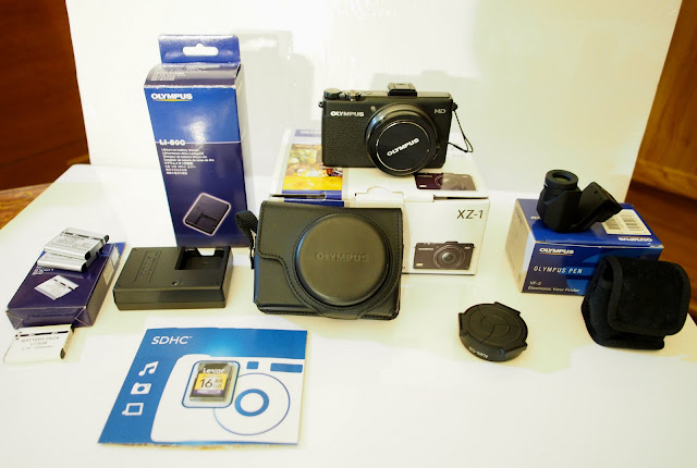 [VENDU] ★★★ Olympus XZ1 noir + Viseur VF2 Olympus + ... ★★★ P1012738