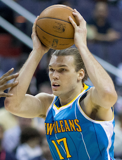 Lou Amundson Net Worth, Age, Wiki, Biography, Height, Dating, Family, Career