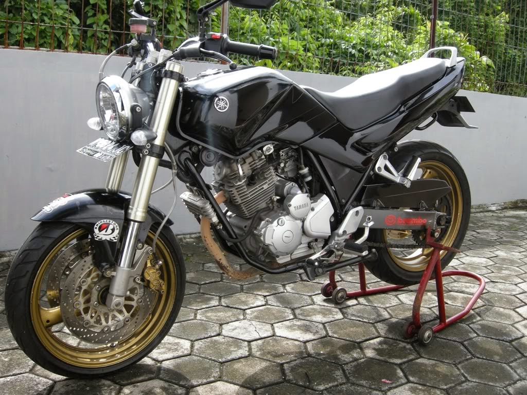 Yamaha Scorpio Z Modifikasi Street Fighter