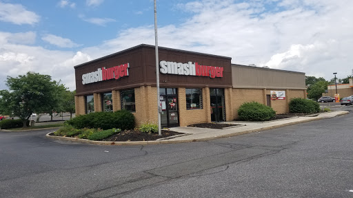 Hamburger Restaurant «Smashburger», reviews and photos, 1120 White Horse Rd #600, Voorhees Township, NJ 08043, USA