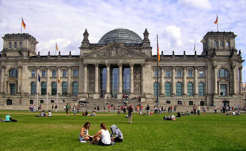 Камни говорят, не плачут. Путешествие по Германии, Швейцарии.