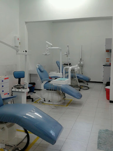 corporativo dental, Privada Segunda Central 428, San Francisco, 72000 Puebla, Pue., México, Clínica odontológica | PUE