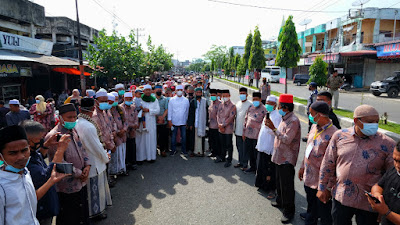 Masyarakat Mutiara Raya Memperingati Maulid Akbar