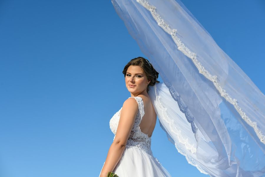 Wedding photographer Nikos Iliopoulos (hliopoulos). Photo of 4 September 2021