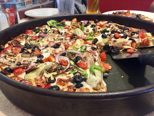 Restaurant «Old Chicago Pizza and Taproom», reviews and photos, 3840 River Point Pkwy, Sheridan, CO 80110, USA