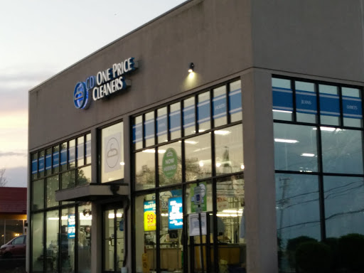 Dry Cleaner «CD One Price Cleaners», reviews and photos, 1023 Maple Ave, Lisle, IL 60532, USA