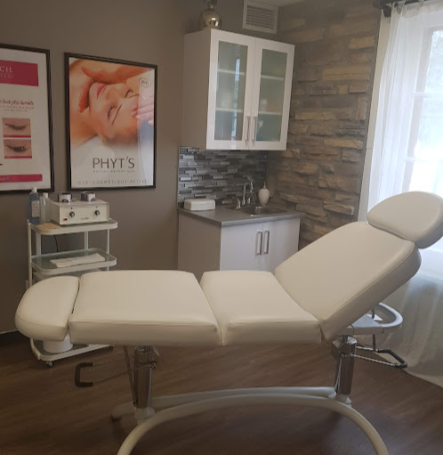 Laser + Esthetique Stephanie Charbonneau logo