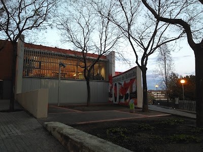 Photos of Biblioteca Guinard&oacute; - Merc&egrave; Rodoreda
