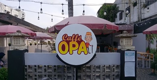 Caffe Opa Tawarkan Suasana Rumah Asri