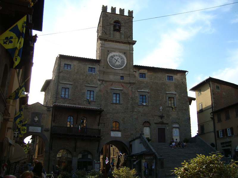 2%2520CORTONA.JPG