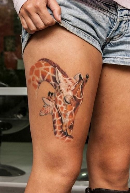 mame_e_beb_girafa_tatuagem