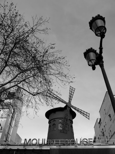 Montmarte en Noir et Blanc (lumix FZ38) Montmartre%20d%C3%A9cembre%202012%20006bis