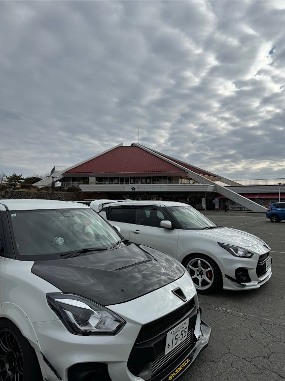 スイフトスポーツのイッポンクヌギスピードウェイ・一本クヌギスピードウェイ・瀬の本レストハウスに関するカスタム事例の投稿画像6枚目