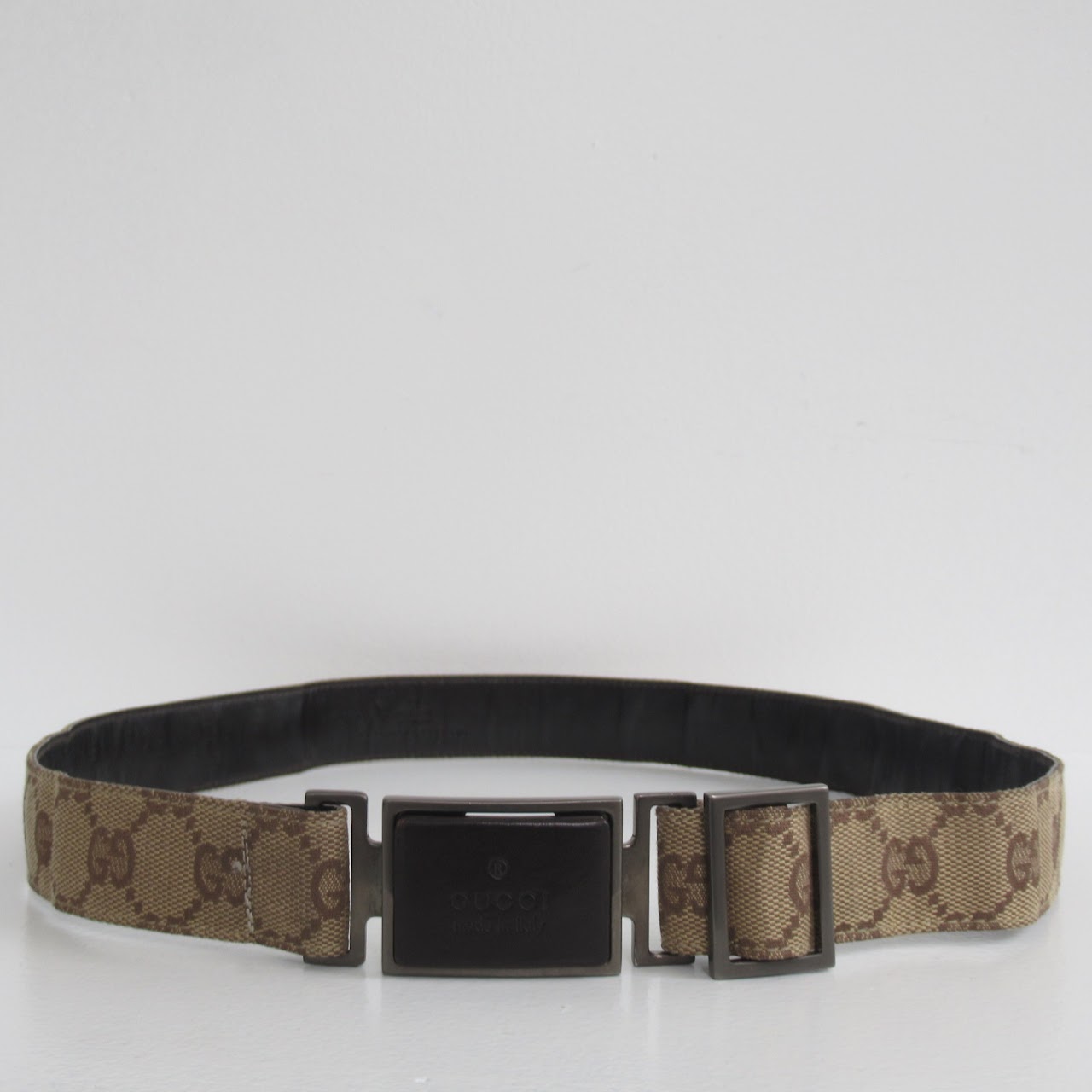 Gucci Silver Tone Buckle Belt