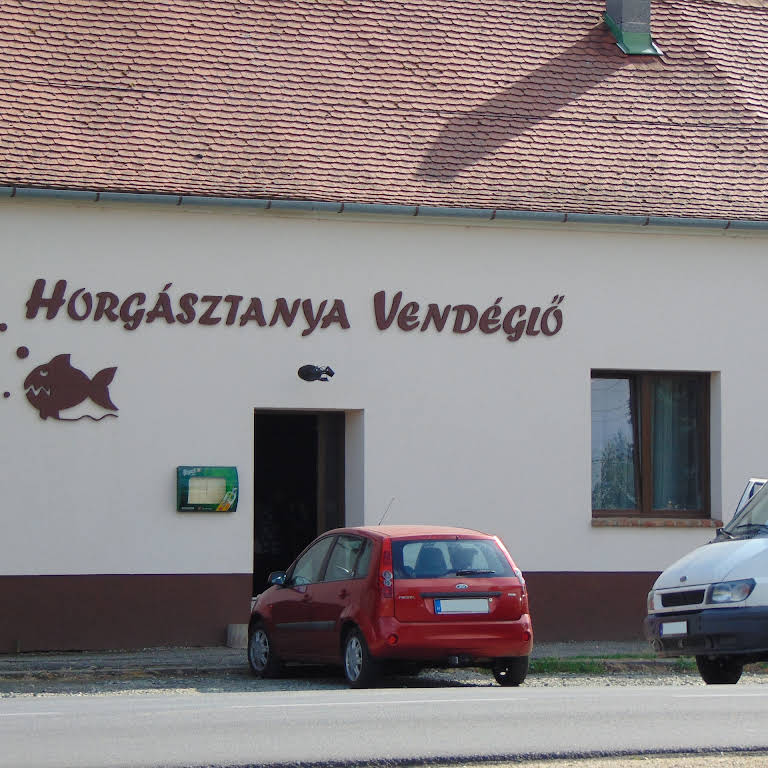 horgásztanya