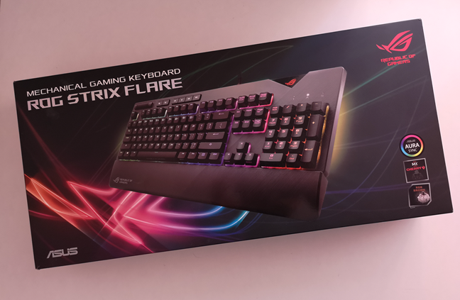 ASUS ROG Strix llamarada